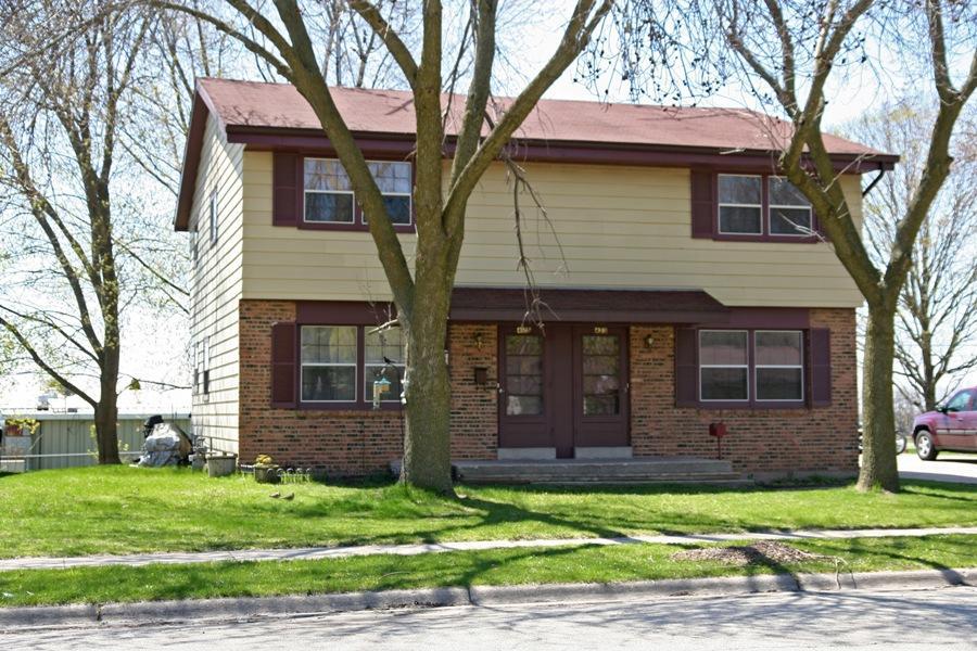 425 Hartwell St. #423, Elkhorn, WI 53121