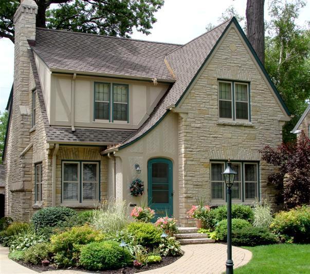 6041 N Kent Ave, Whitefish Bay, WI 53217