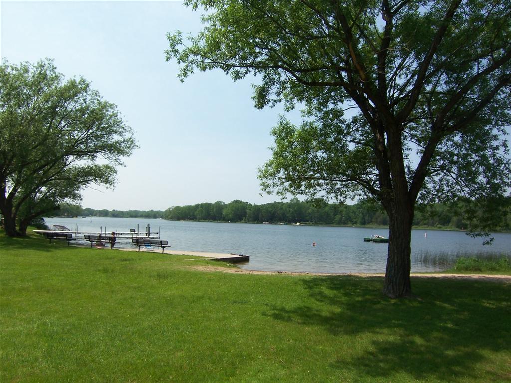 7370 Lakehaven Dr, West Bend, WI 53090