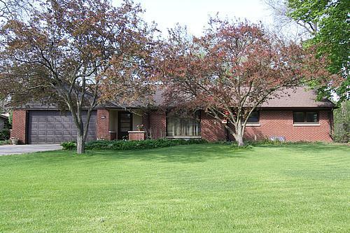 9511 W Meadow Park Dr., Hales Corners, WI 53130
