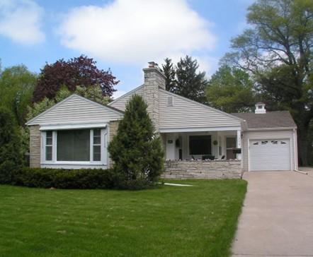 1338 Harris Dr., Waukesha, WI 53186