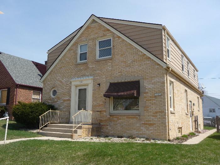 3640 S 16th St, Milwaukee, WI 53221