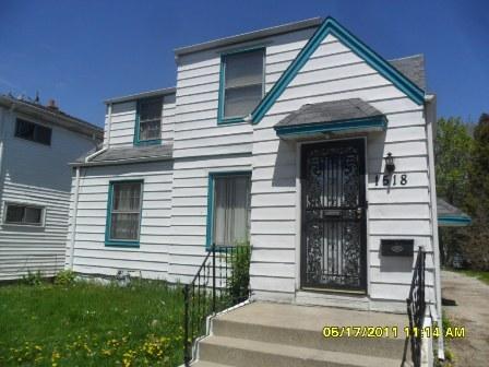 1518 W Congress St, Milwaukee, WI 53209