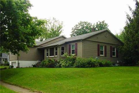 319 Lucile St, Fort Atkinson, WI 53538