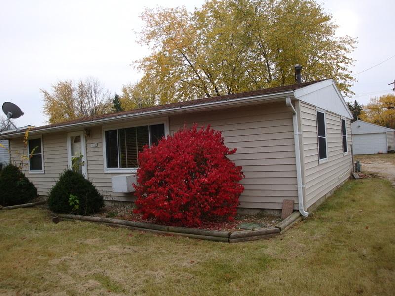 10003 Caddy Ln, Caledonia, WI 53108