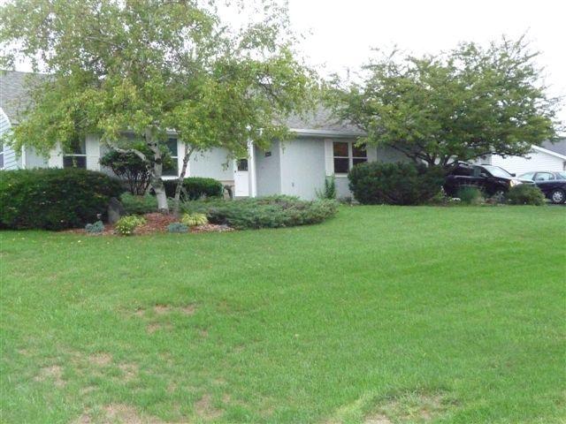 29718 Clover Ln, Rochester, WI 53185