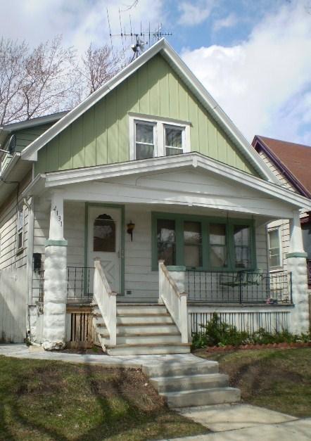 2131 S 25th St, Milwaukee, WI 53215