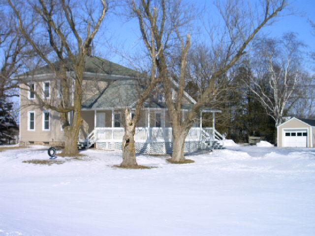 W1474 Rowe Rd, Mosel, WI 53083