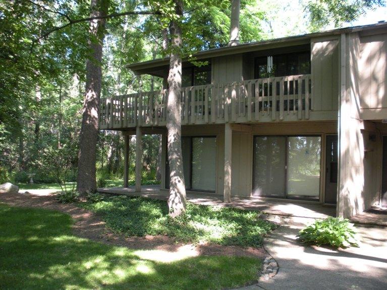 305 Deerpath - #1611D, Fontana, WI 53125