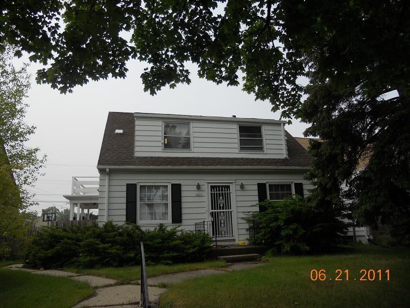 5427 W Oklahoma Ave., Milwaukee, WI 53219