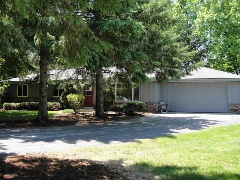 N95W23715 Hermitage Dr, Lisbon, WI 53017