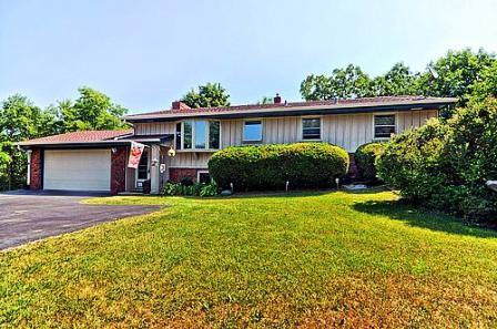 W303S7780 Oak Ridge Dr., Mukwonago, WI 53149