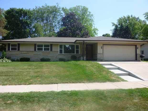 243 Green Valley Pl., West Bend, WI 53095