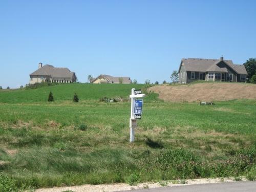 N85W27685 Meadowview Ct, Lisbon, WI 53029