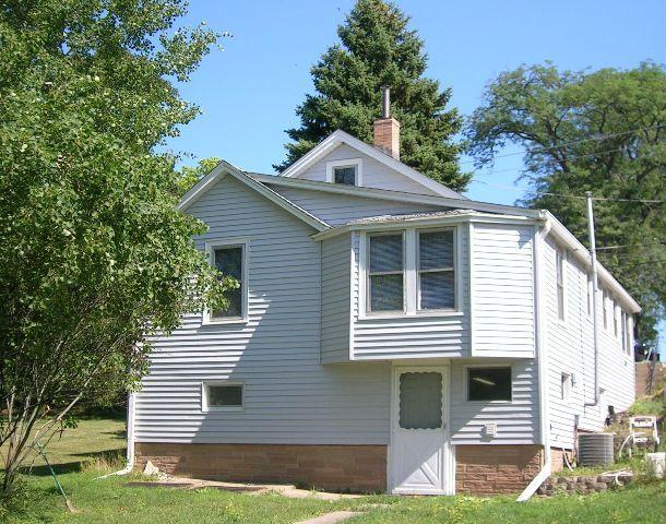 460 W Wisconsin Ave., Pewaukee, WI 53072