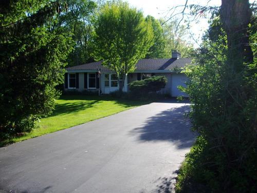 W250S8875 Center Dr., Vernon, WI 53103
