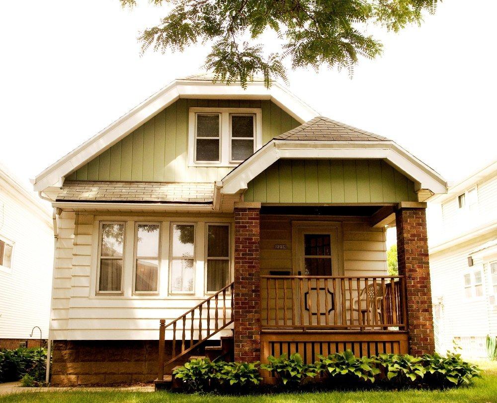 2239 S 33rd St., Milwaukee, WI 53215