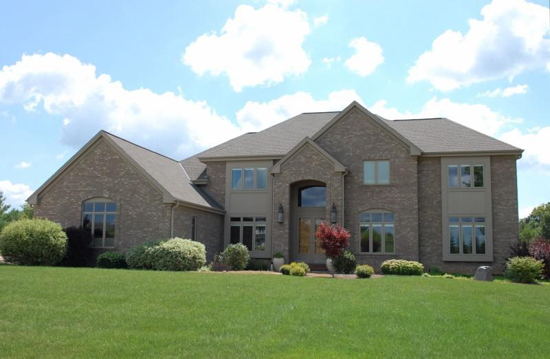 S60W23985 Coyote Crossing, Waukesha, WI 53189