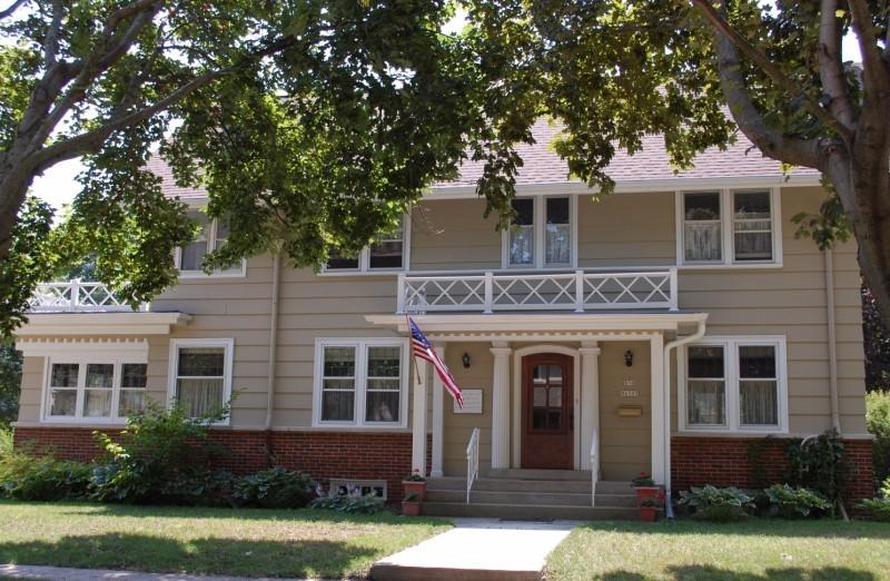 N56W6509 Center St, Cedarburg, WI 53012