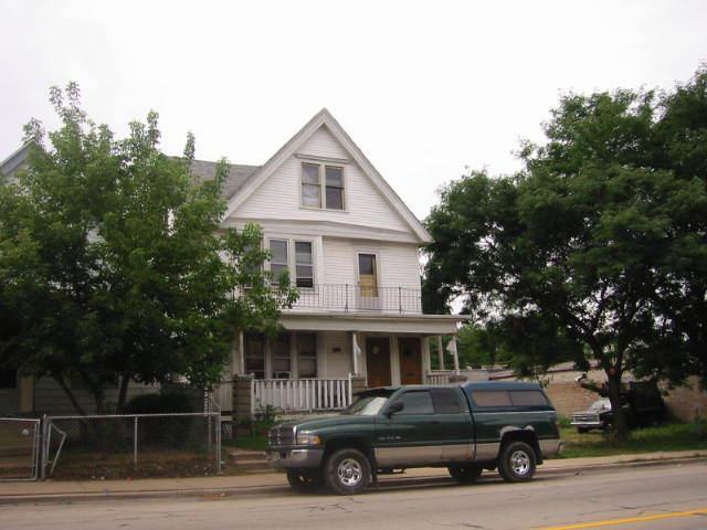 2337 W Hopkins St #2339, Milwaukee, WI 53206