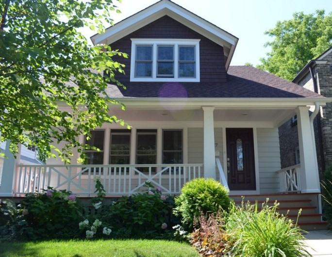1827 E Beverly Rd, Shorewood, WI 53211