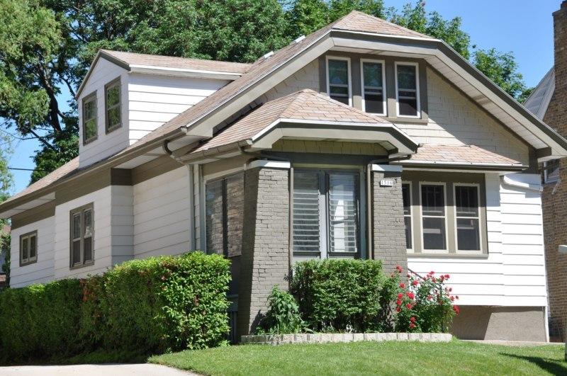 1516 E Olive St, Shorewood, WI 53211