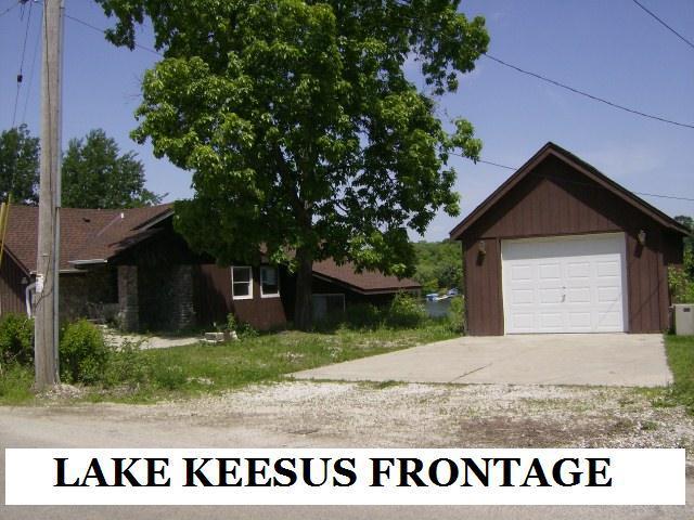 N79W28988 Park Dr, Merton, WI 53029