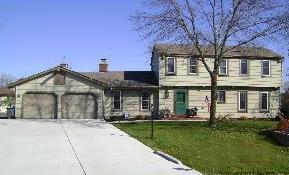 13510 W Pleasantview Ct., New Berlin, WI 53151