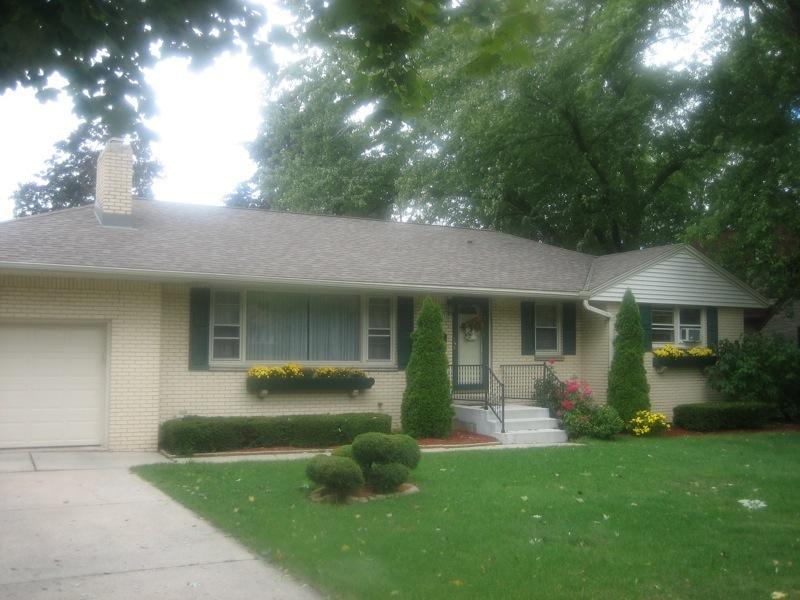 N89W15934 Main St, Menomonee Falls, WI 53051