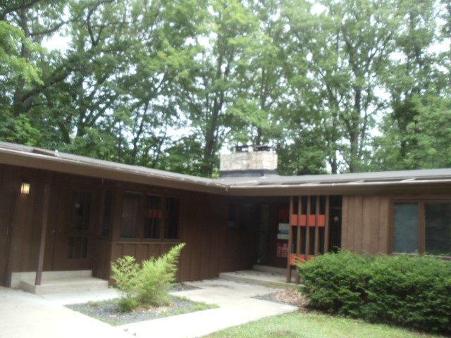 6818 N Elm Tree Rd., Glendale, WI 53217