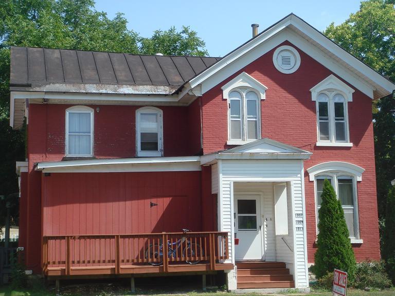 1007 S 7th St #1009, La Crosse, WI 54601