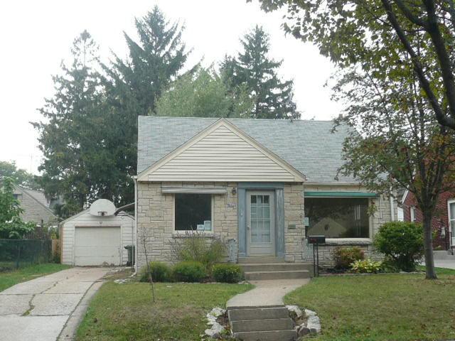 4433 S Burrell St, Milwaukee, WI 53207
