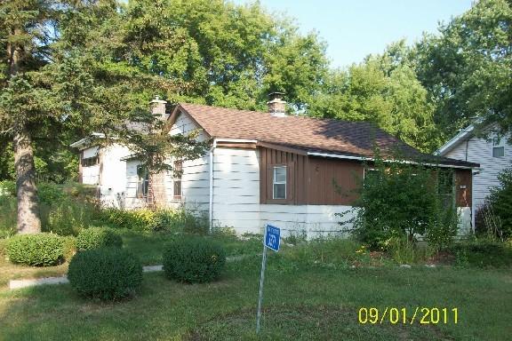 3371 Lake Dr, Hartford, WI 53027