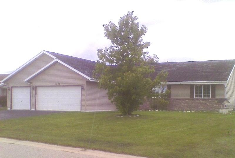 1138 Bluestem Ct, Elkhorn, WI 53121