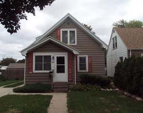 426 S 72nd St, Milwaukee, WI 53214