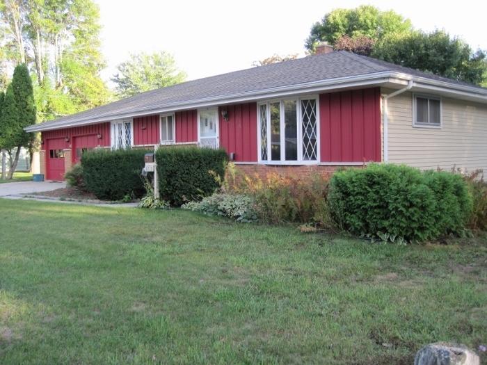 1515 Concord Ln, West Bend, WI 53095