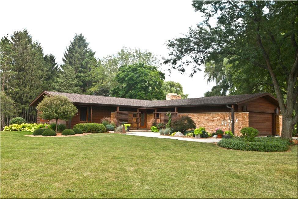 7629 W River Rd., Caledonia, WI 53108