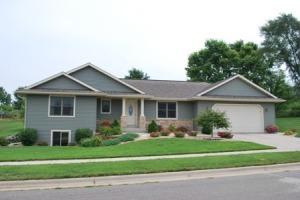 2009 Viking Ave, Holmen, WI 54636