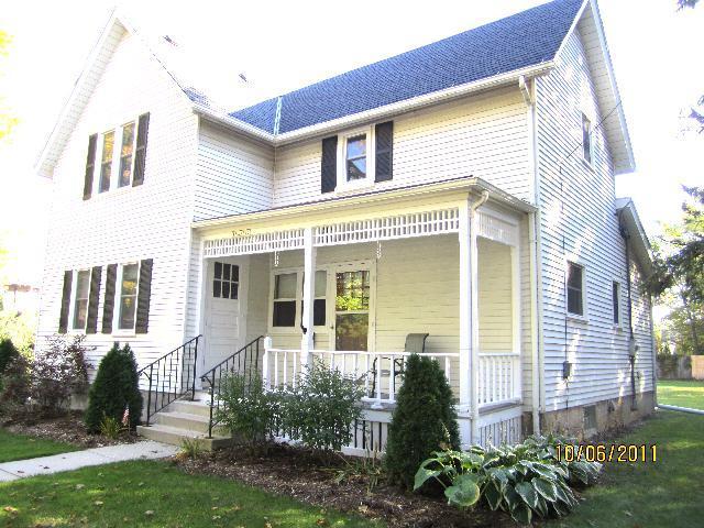 W65N680 St John Ave, Cedarburg, WI 53012