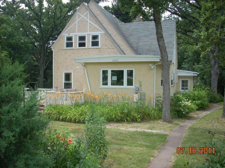 10250 407th Ave, Randall, WI 53128