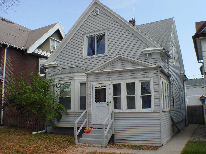2342 S 28th St., Milwaukee, WI 53215
