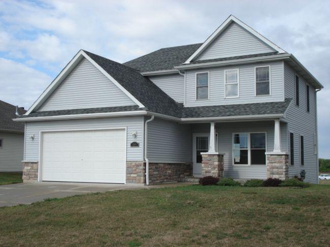 3866 Debby Ln., Caledonia, WI 53126