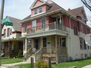 2600 W Lincoln Ave #A, Milwaukee, WI 53215