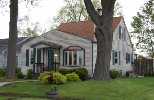 232 E Menomonee Ave, South Milwaukee, WI 53172