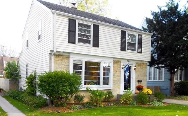 2362 N 86th St, Wauwatosa, WI 53226