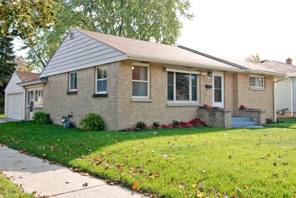 4170 N 81st St, Milwaukee, WI 53222