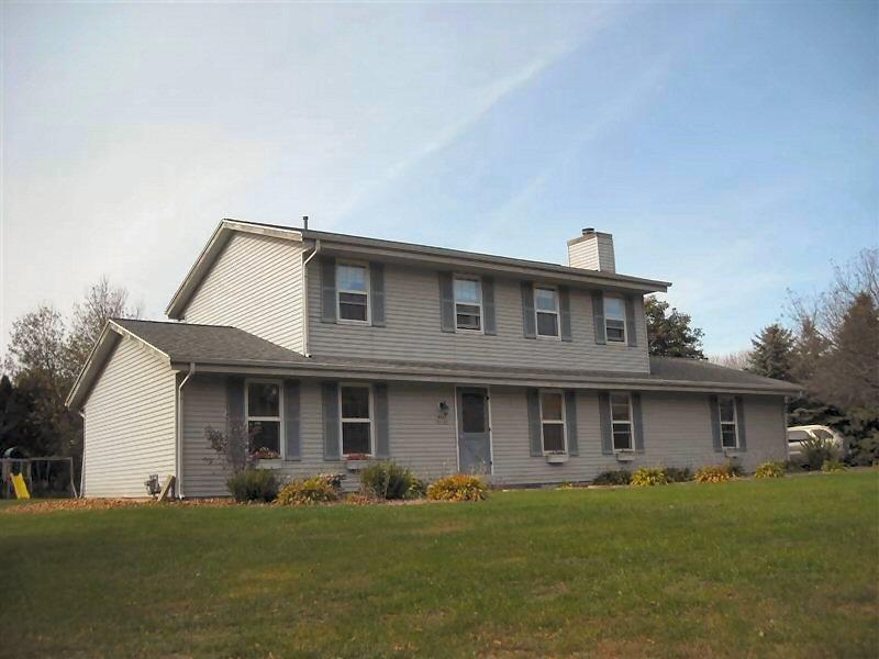 W258N8337 Fairview Ln, Lisbon, WI 53089