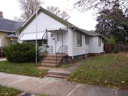 1915 Saint Clair St., Racine, WI 53402