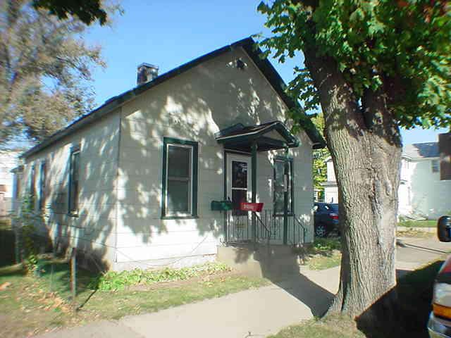 327 Jackson St, La Crosse, WI 54601