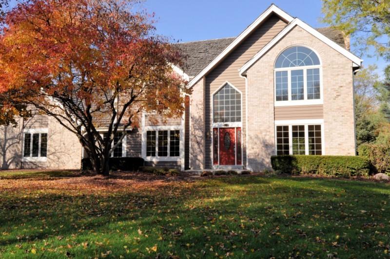 15380 Turnberry Dr., Brookfield, WI 53005